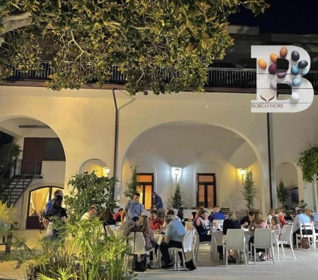 Borgo Fiore Country House ซาลิเช ซาเลนติโน ภายนอก รูปภาพ