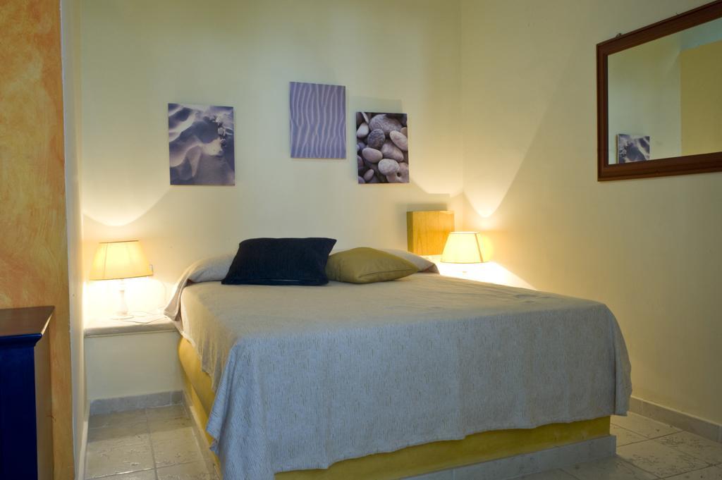 Borgo Fiore Country House ซาลิเช ซาเลนติโน ภายนอก รูปภาพ