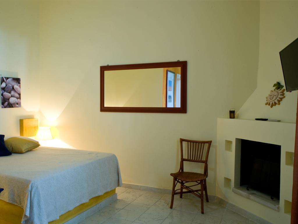 Borgo Fiore Country House ซาลิเช ซาเลนติโน ภายนอก รูปภาพ