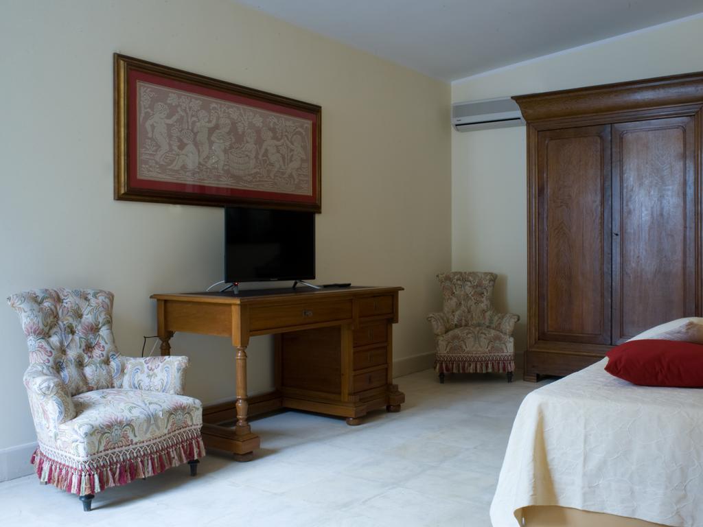 Borgo Fiore Country House ซาลิเช ซาเลนติโน ภายนอก รูปภาพ