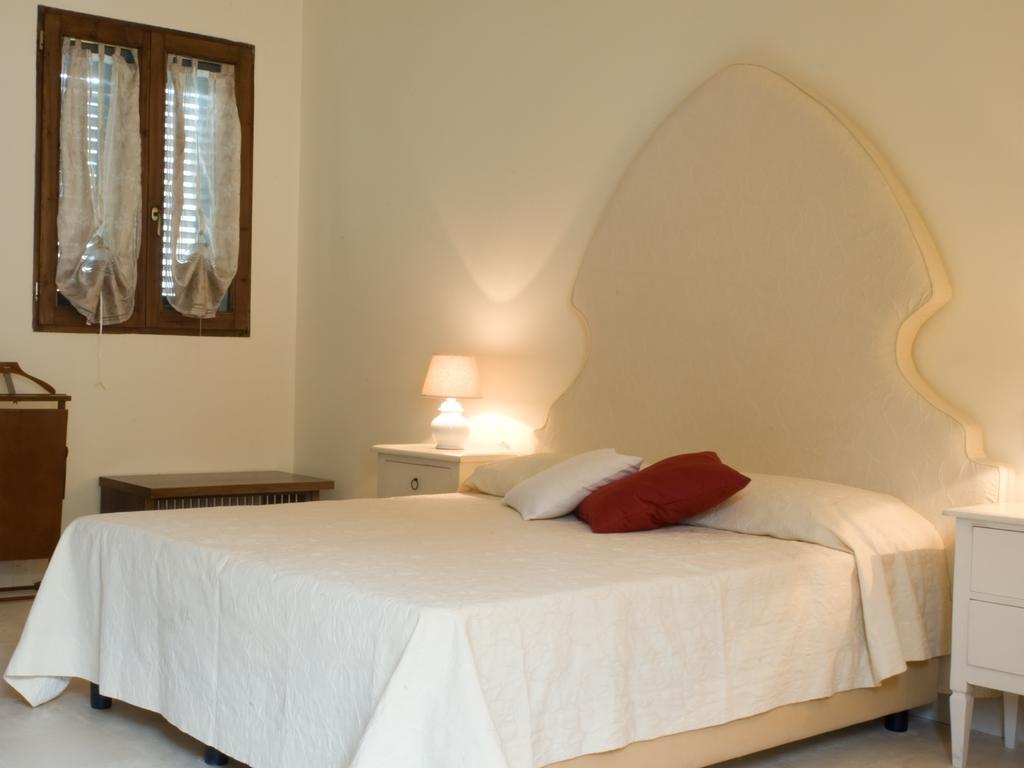 Borgo Fiore Country House ซาลิเช ซาเลนติโน ภายนอก รูปภาพ