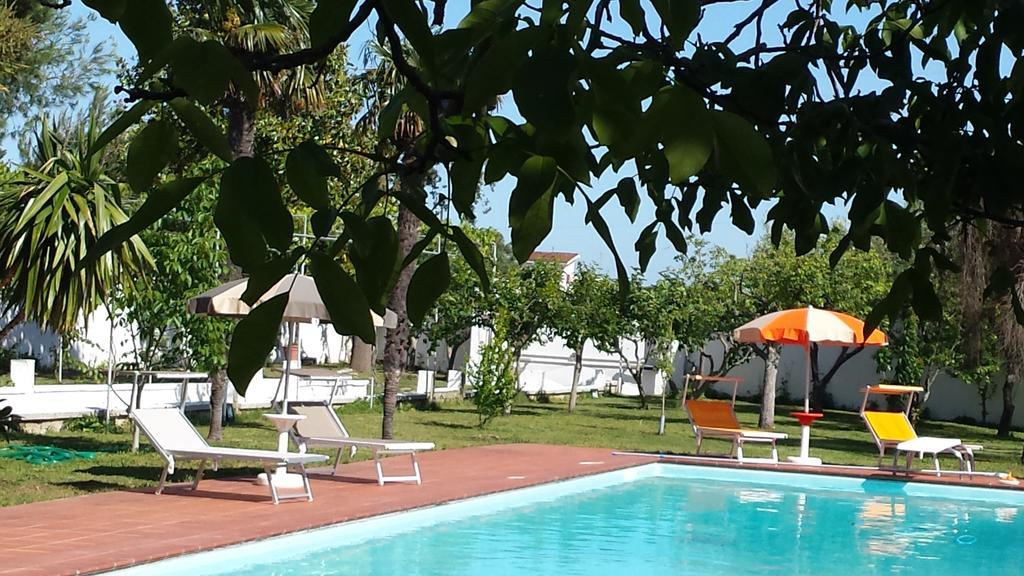 Borgo Fiore Country House ซาลิเช ซาเลนติโน ภายนอก รูปภาพ