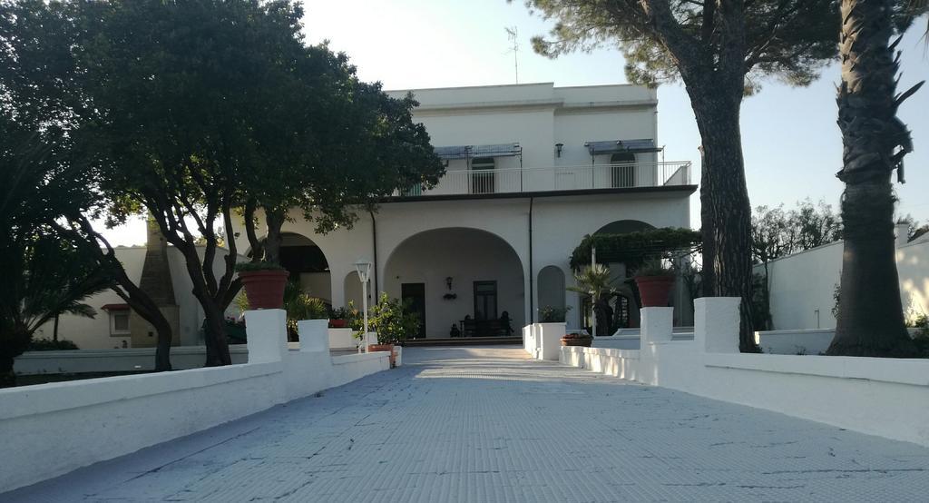 Borgo Fiore Country House ซาลิเช ซาเลนติโน ภายนอก รูปภาพ