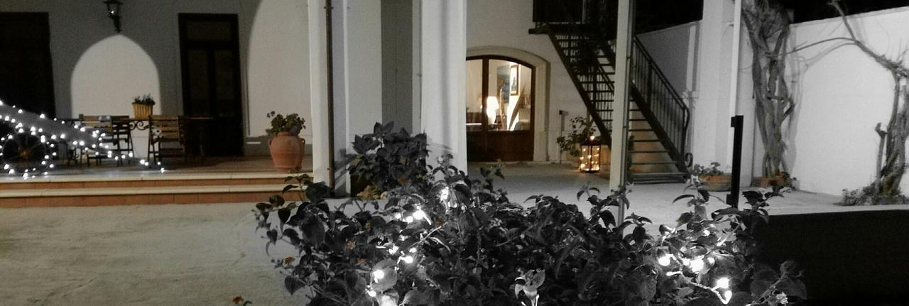 Borgo Fiore Country House ซาลิเช ซาเลนติโน ภายนอก รูปภาพ
