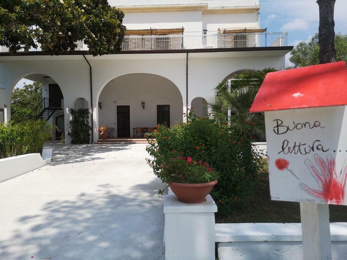 Borgo Fiore Country House ซาลิเช ซาเลนติโน ภายนอก รูปภาพ