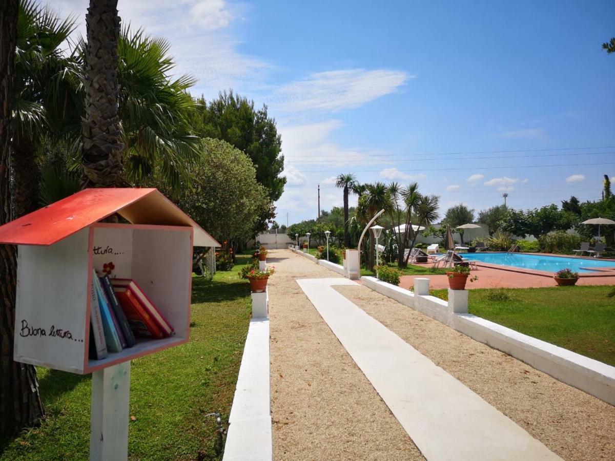 Borgo Fiore Country House ซาลิเช ซาเลนติโน ภายนอก รูปภาพ
